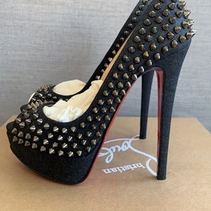 Christian Louboutin 35.5 Lady peep Denim spikes